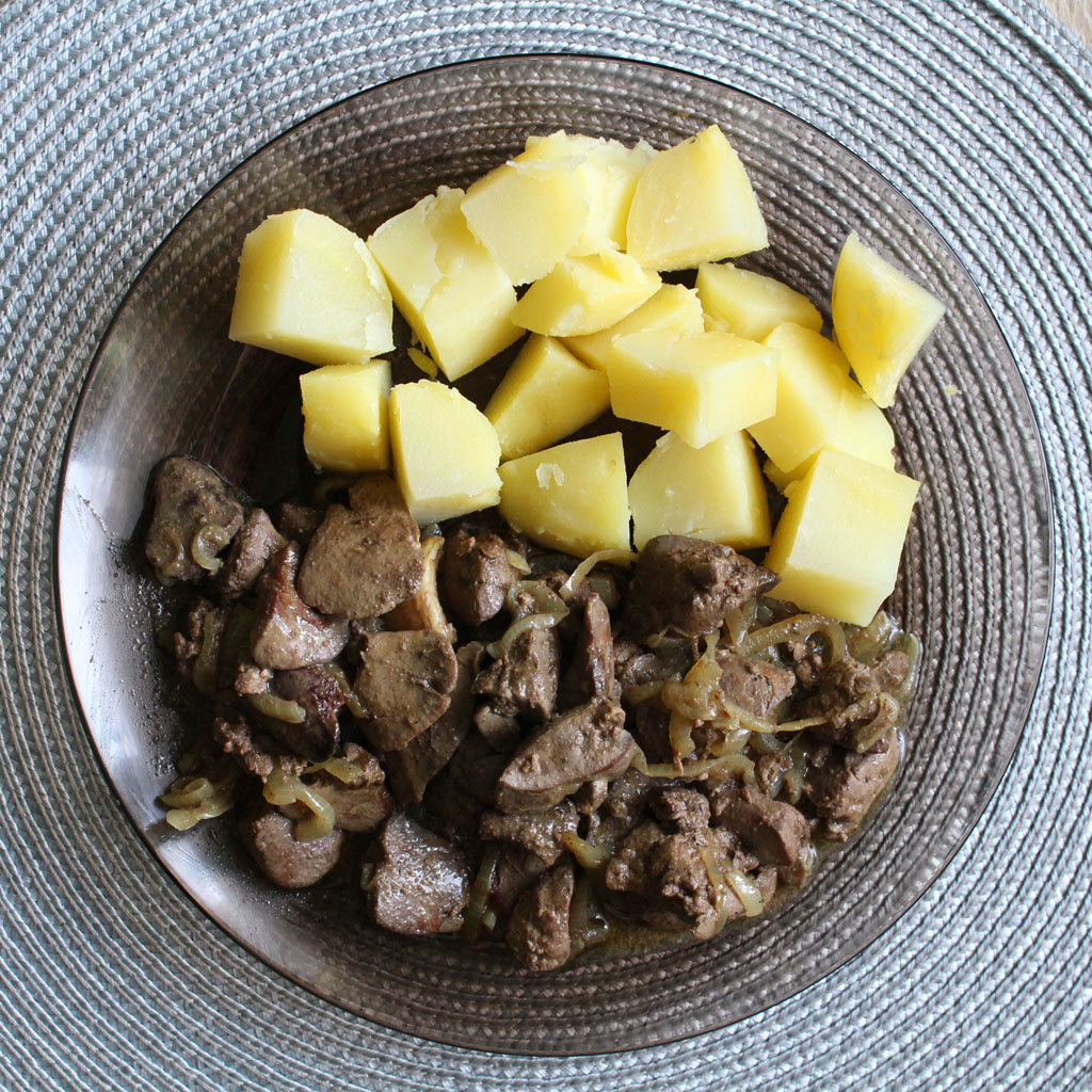  Hígado encebollado